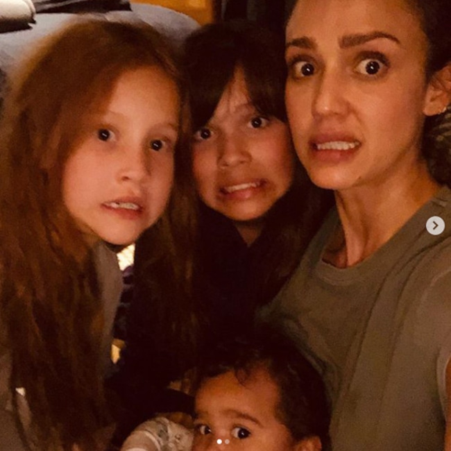 Relatable Mom Moments, Jessica Simpson, Jessica Alba, Carrie Underwood, Jennifer Garner